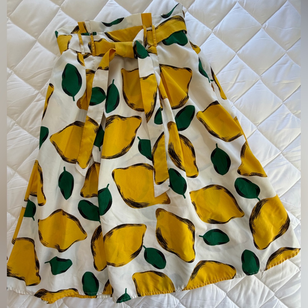 Her Destiny Midi Skirt Lemon print yellow green full fit and flare size L - Picture 3 of 12